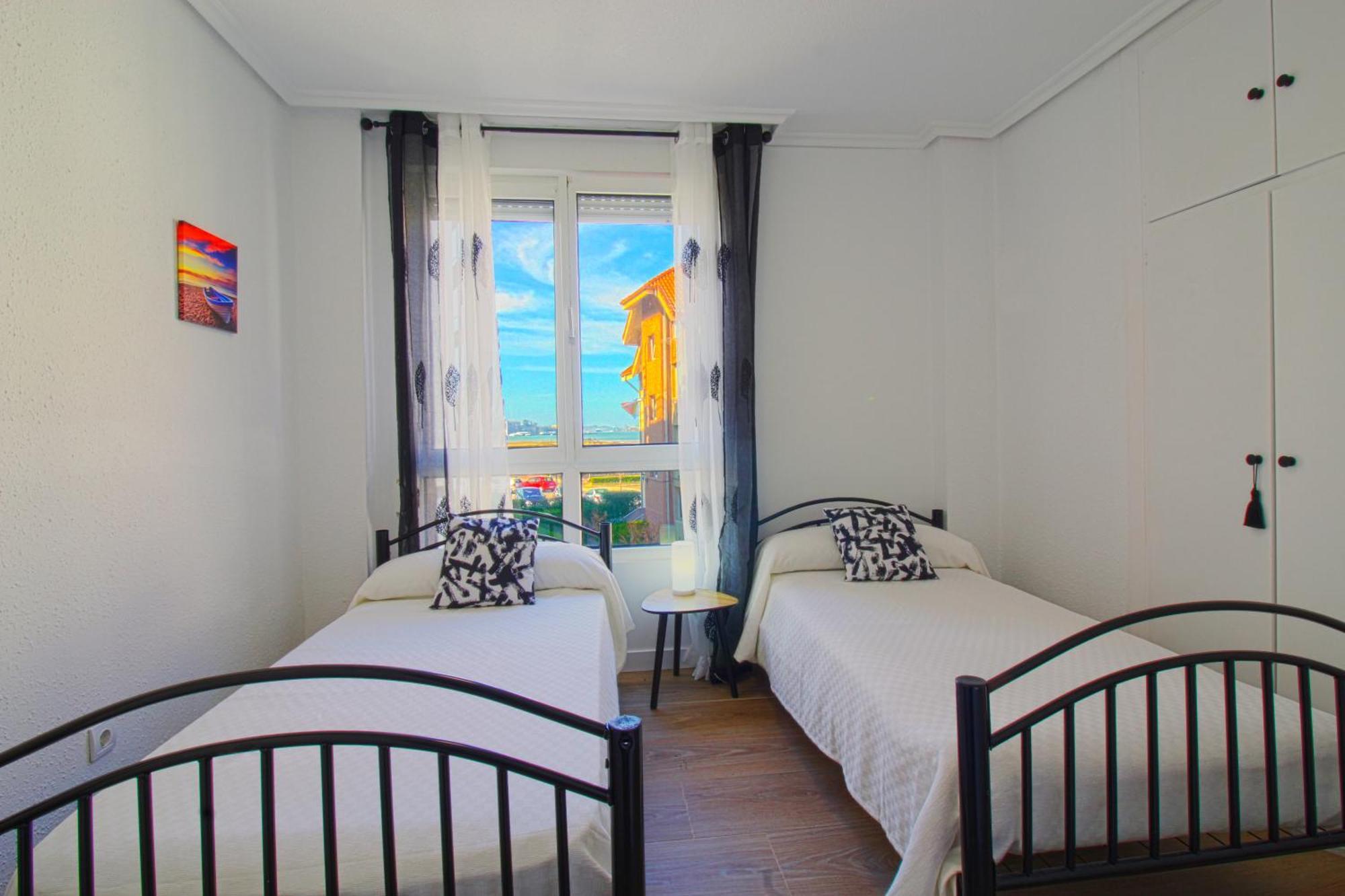 Entre Playa Y Puntal Apartment Somo Exterior photo